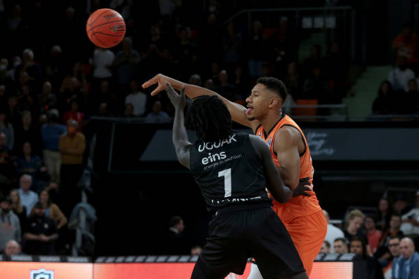 即便在本赛 即便在本赛